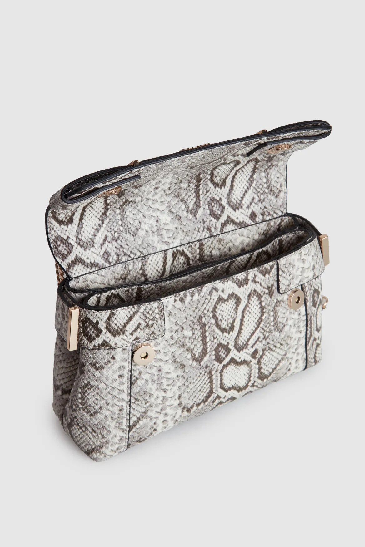 Anadela Flap Crossbody Bag Strandbags