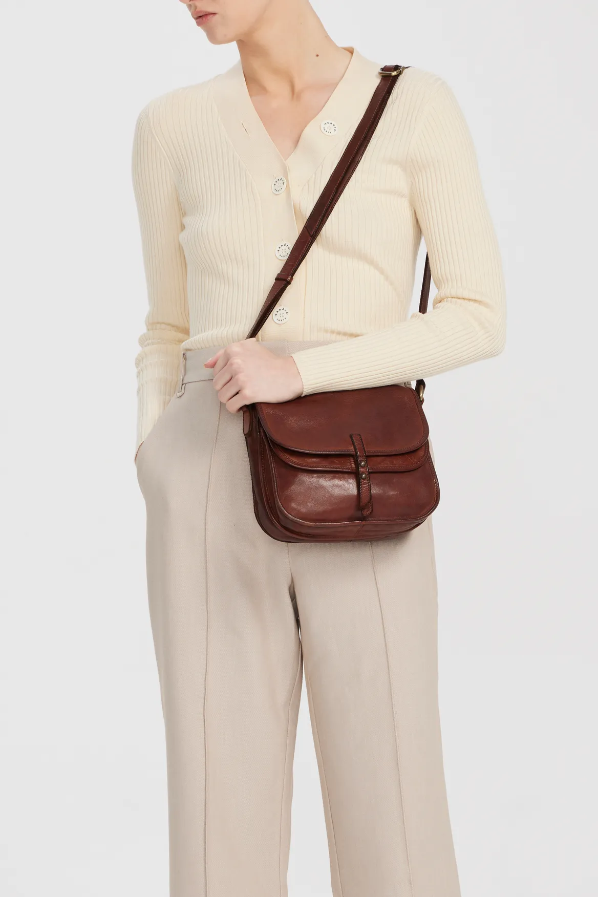 Ari Leather Double Crossbody Bag Strandbags