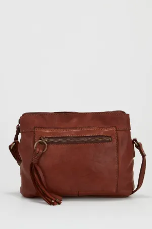 Ari Leather Tassel Crossbody Bag Strandbags