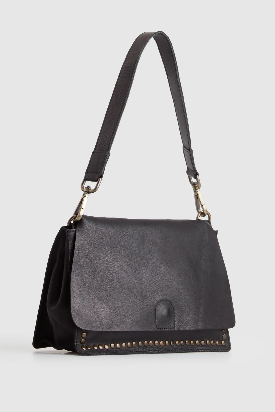 AriStud Leather Flap Crossbody Bag Strandbags