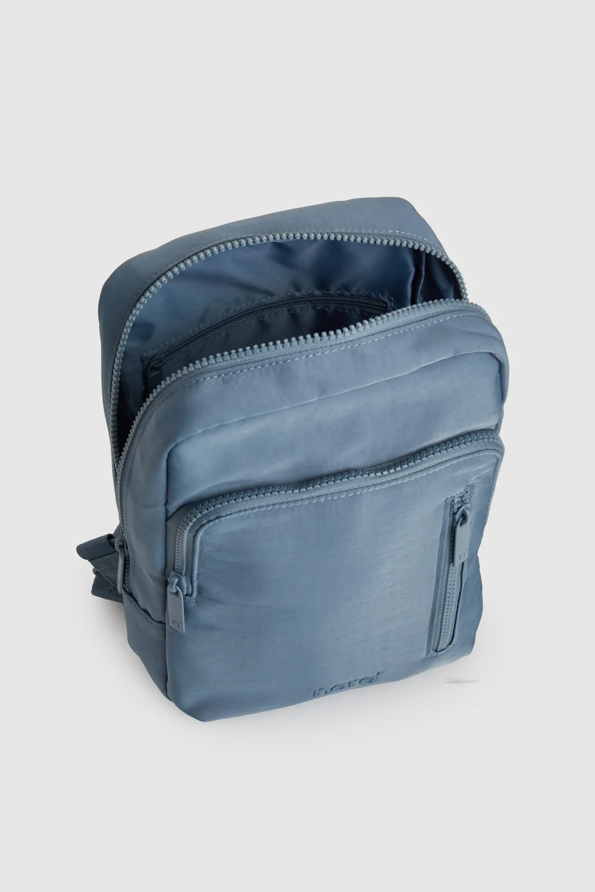 Bondi Nylon Sling Backpack Strandbags