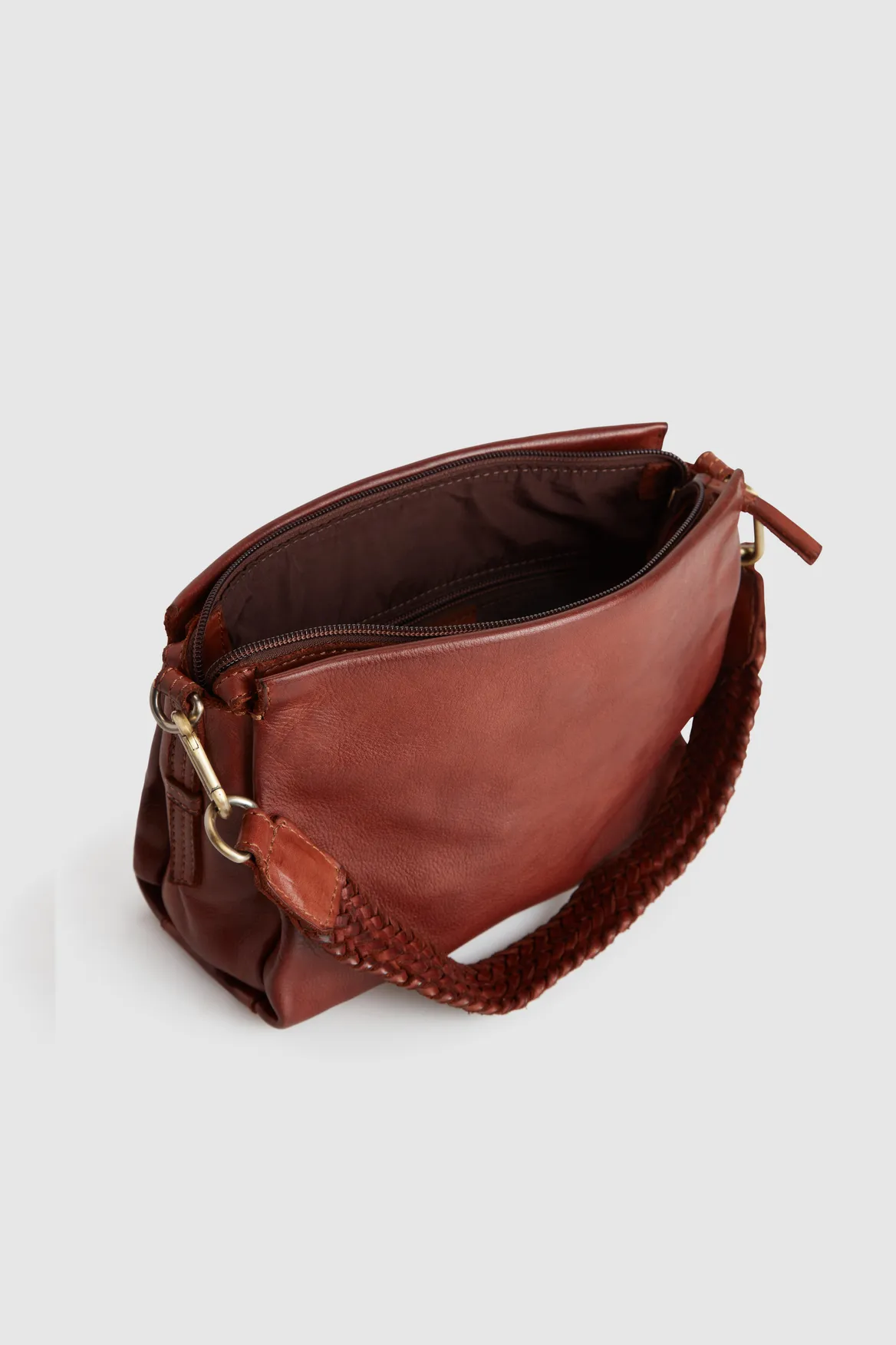 Bree Leather Braid Crossbody Bag Strandbags