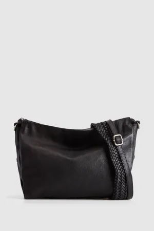 Bree Leather Braid Shoulder Bag Strandbags