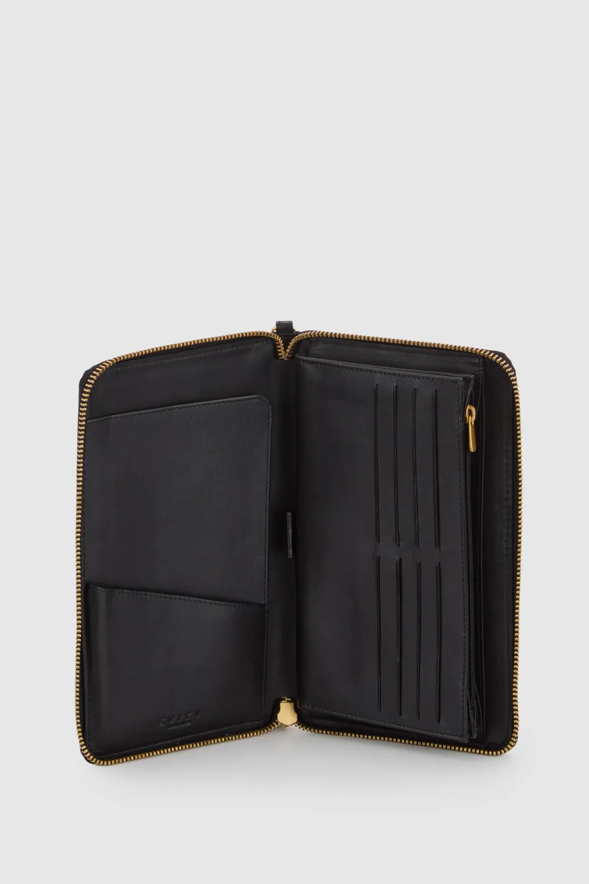 Bronte Leather Travel Wallet Strandbags