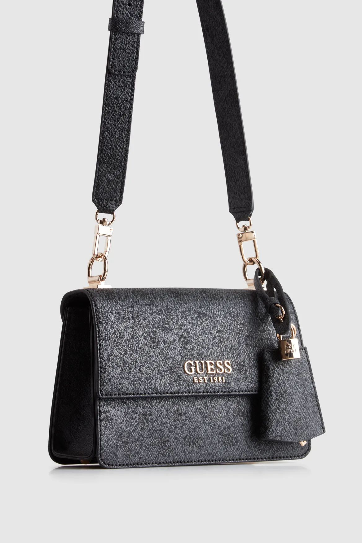 Cathleen Flap Crossbody Bag Strandbags