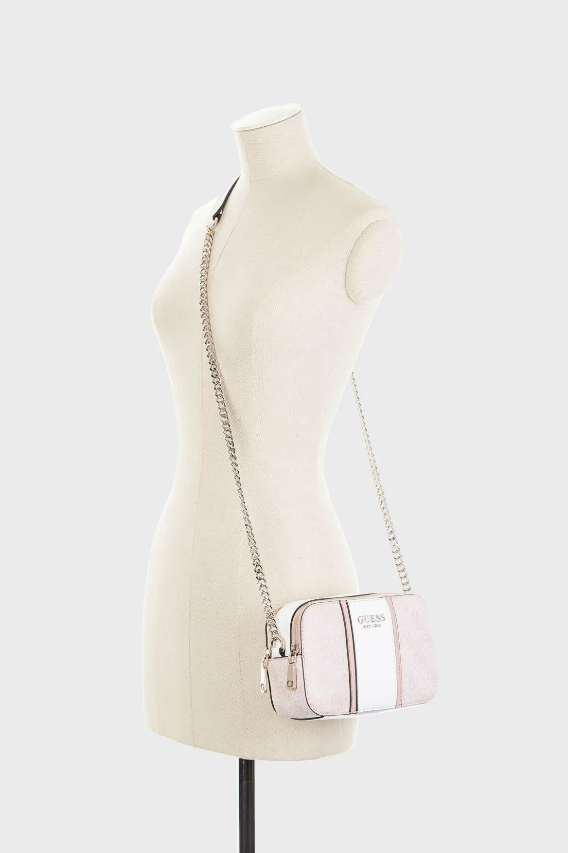 Cathleen Logo Crossbody Bag Strandbags