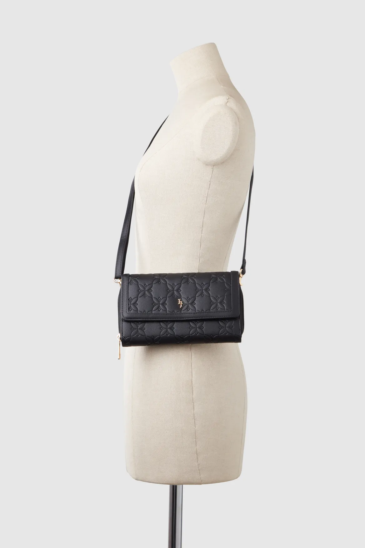 Flapover Crossbody Bag Strandbags
