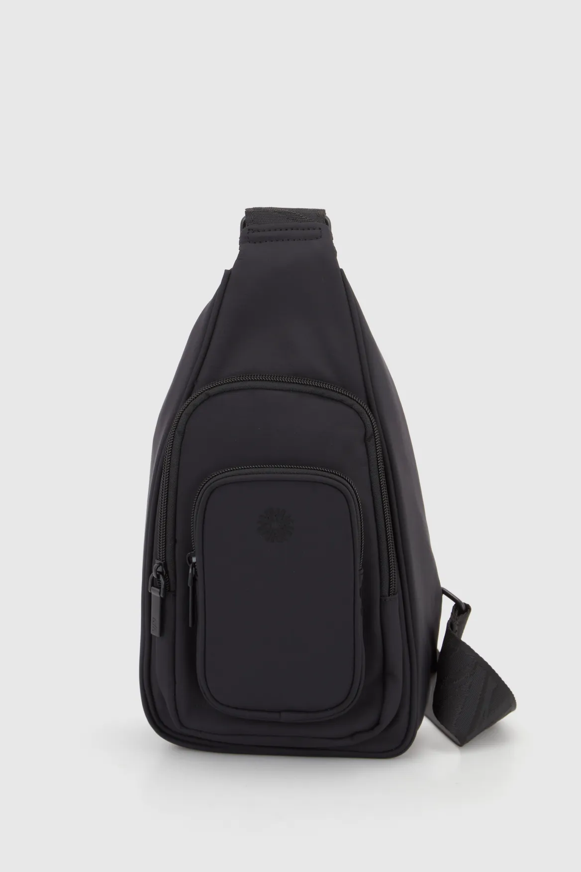 Gia Multi Pocket Nylon Sling Bag Strandbags