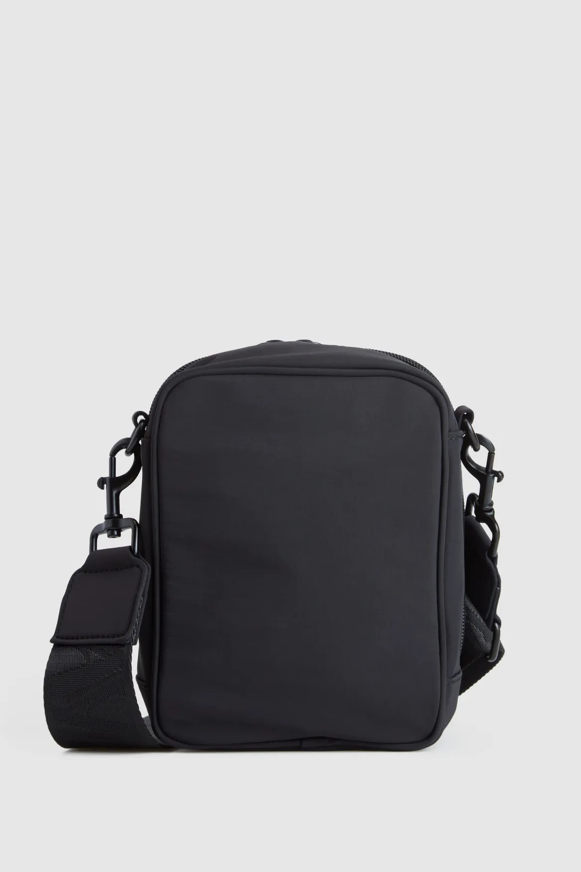 Gia Nylon Crossbody Bag Strandbags