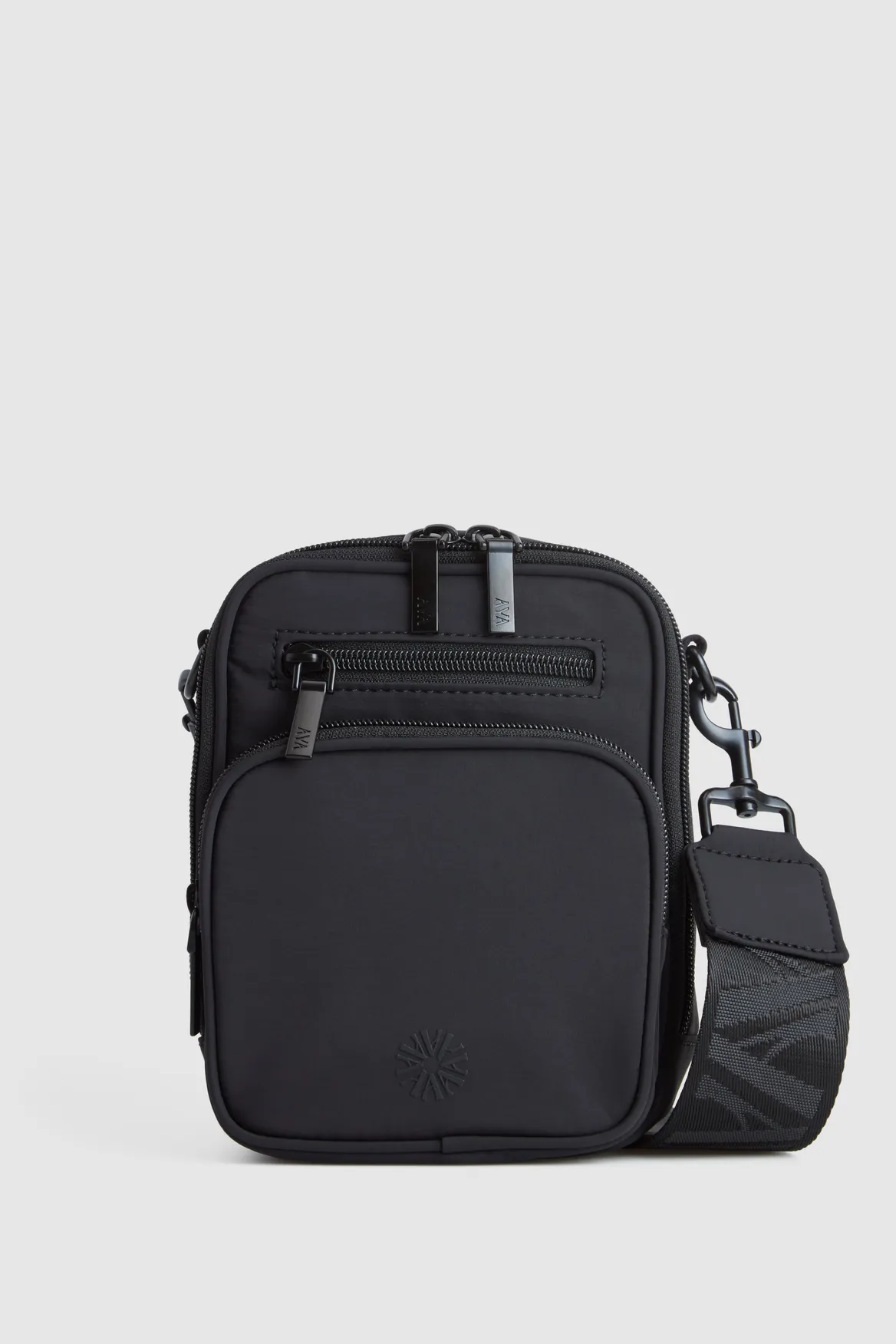 Gia Nylon Crossbody Bag Strandbags
