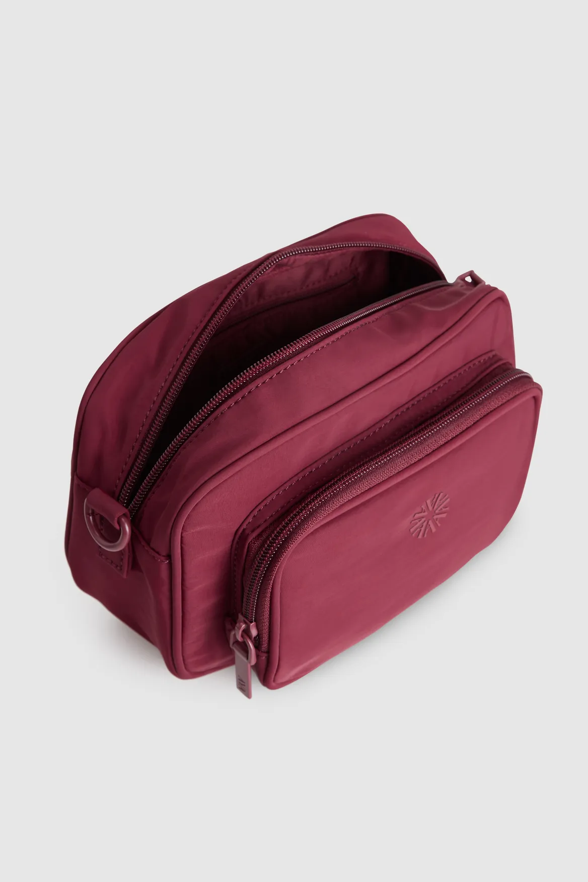 Gia Nylon Crossbody Bag Strandbags