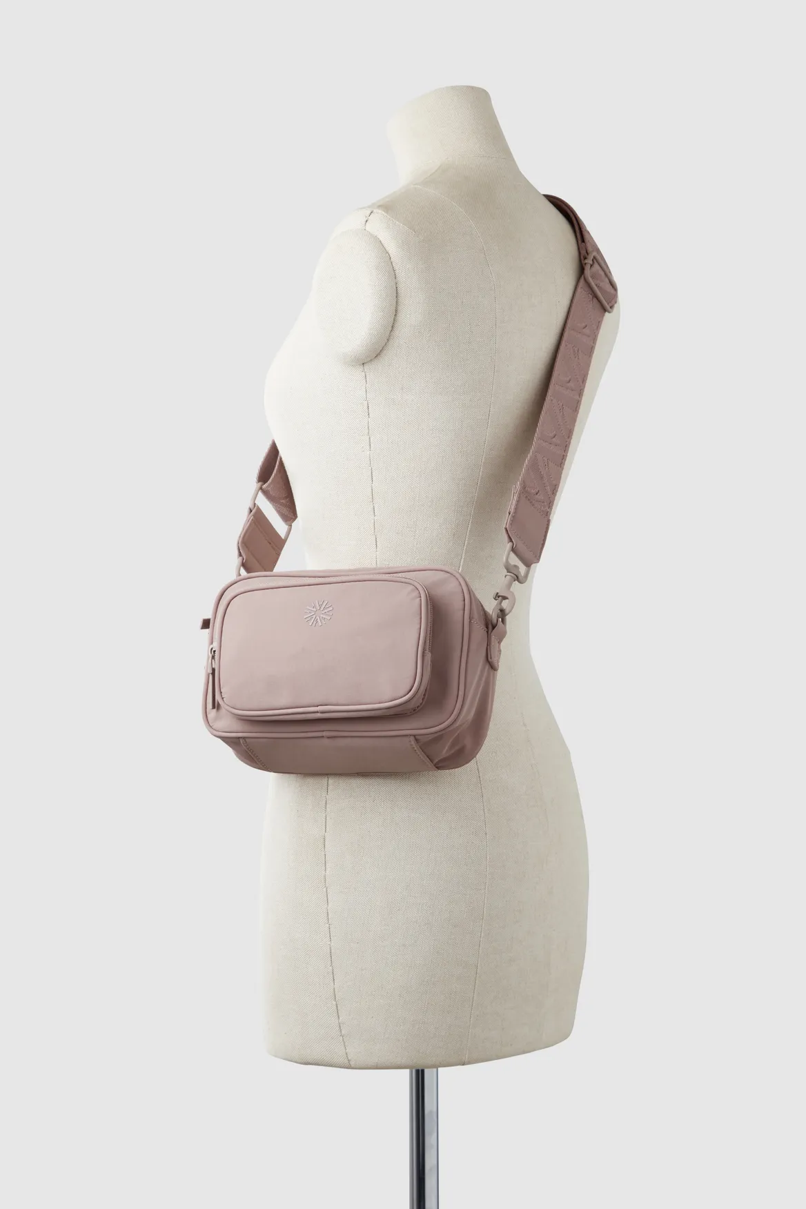 Gia Nylon Crossbody Bag Strandbags