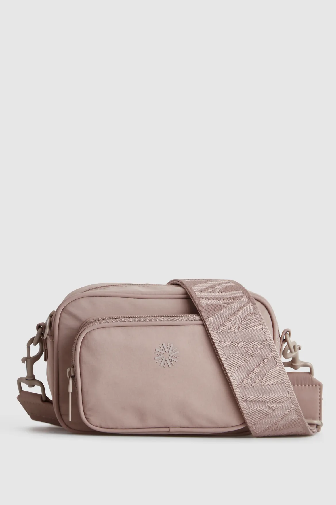 Gia Nylon Crossbody Bag Strandbags