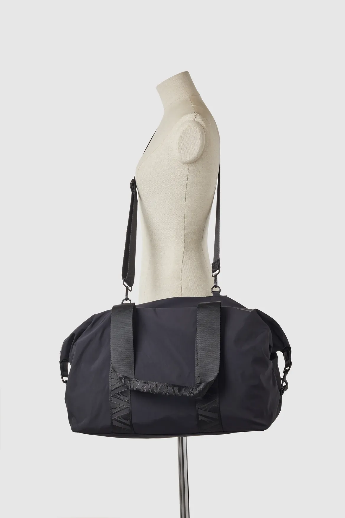 Gia Nylon Gym Bag Strandbags