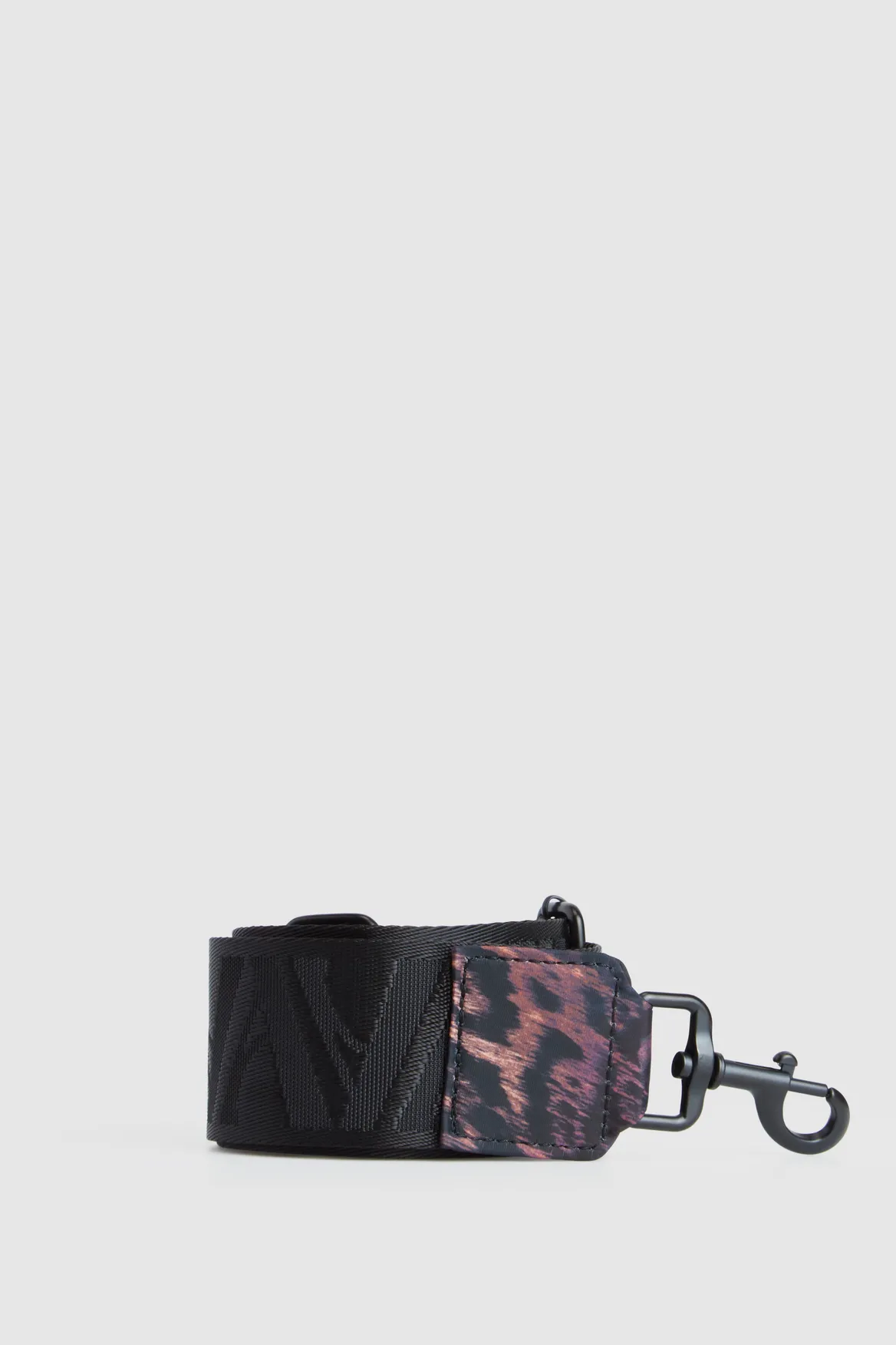 Gia Nylon Leopard Crossbody Bag Strandbags