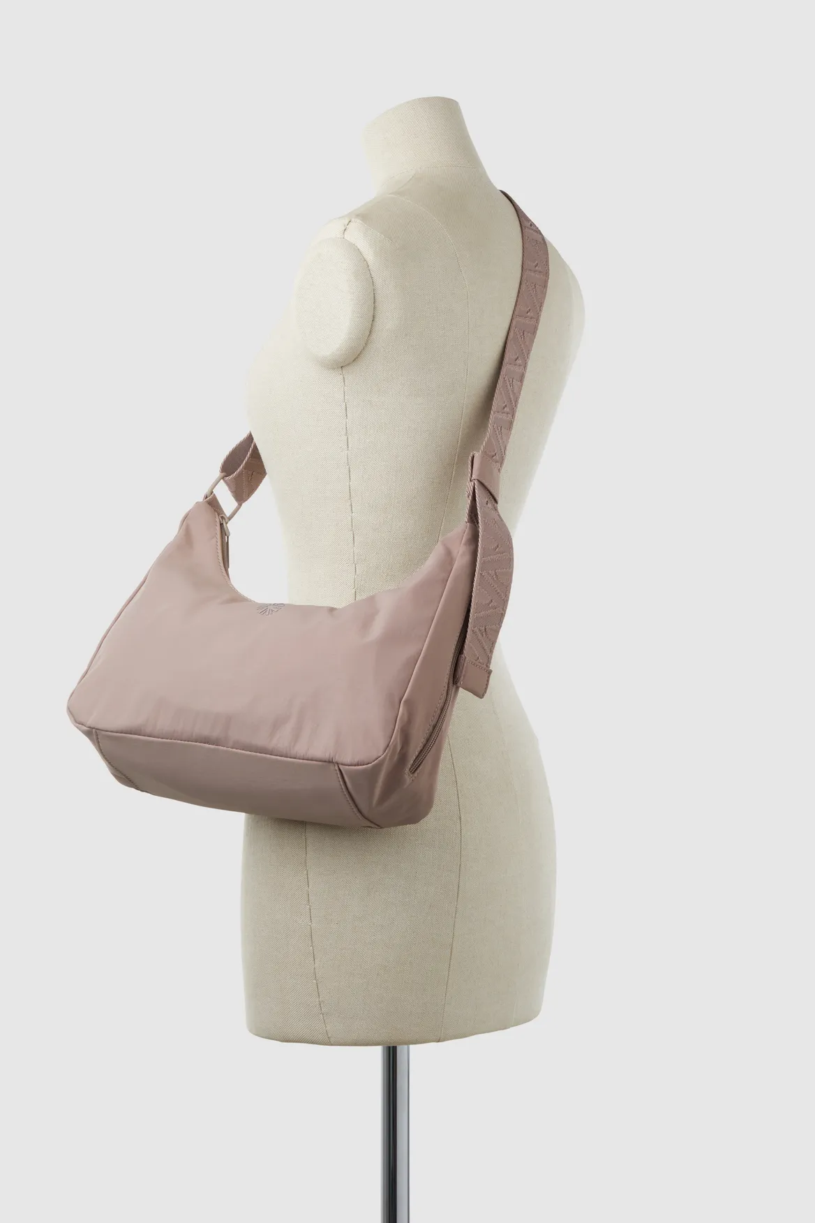 Gia Nylon Shoulder Crossbody Bag Strandbags