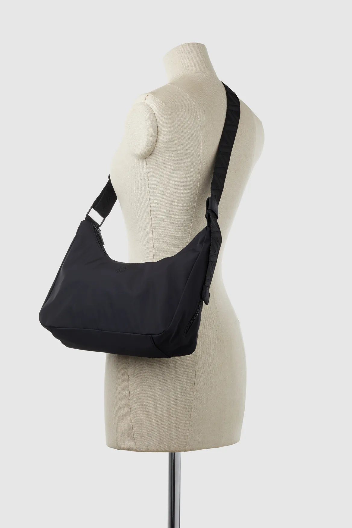 Gia Nylon Shoulder Crossbody Bag Strandbags