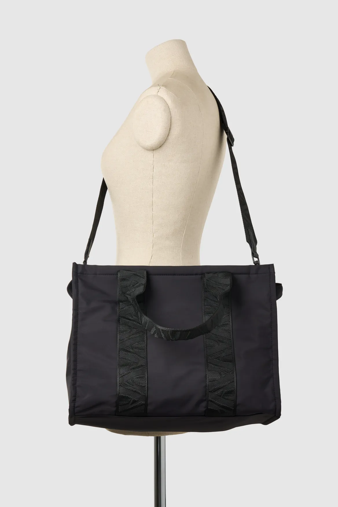 Gia Nylon Tote Bag Strandbags