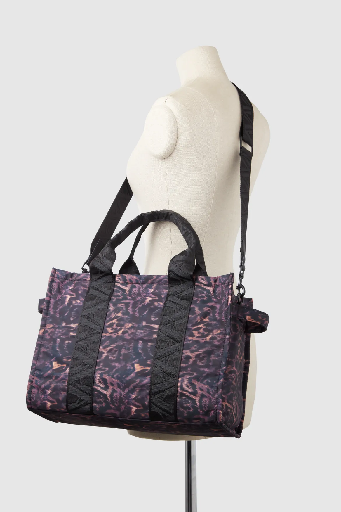 Gia Nylon Tote Bag Strandbags