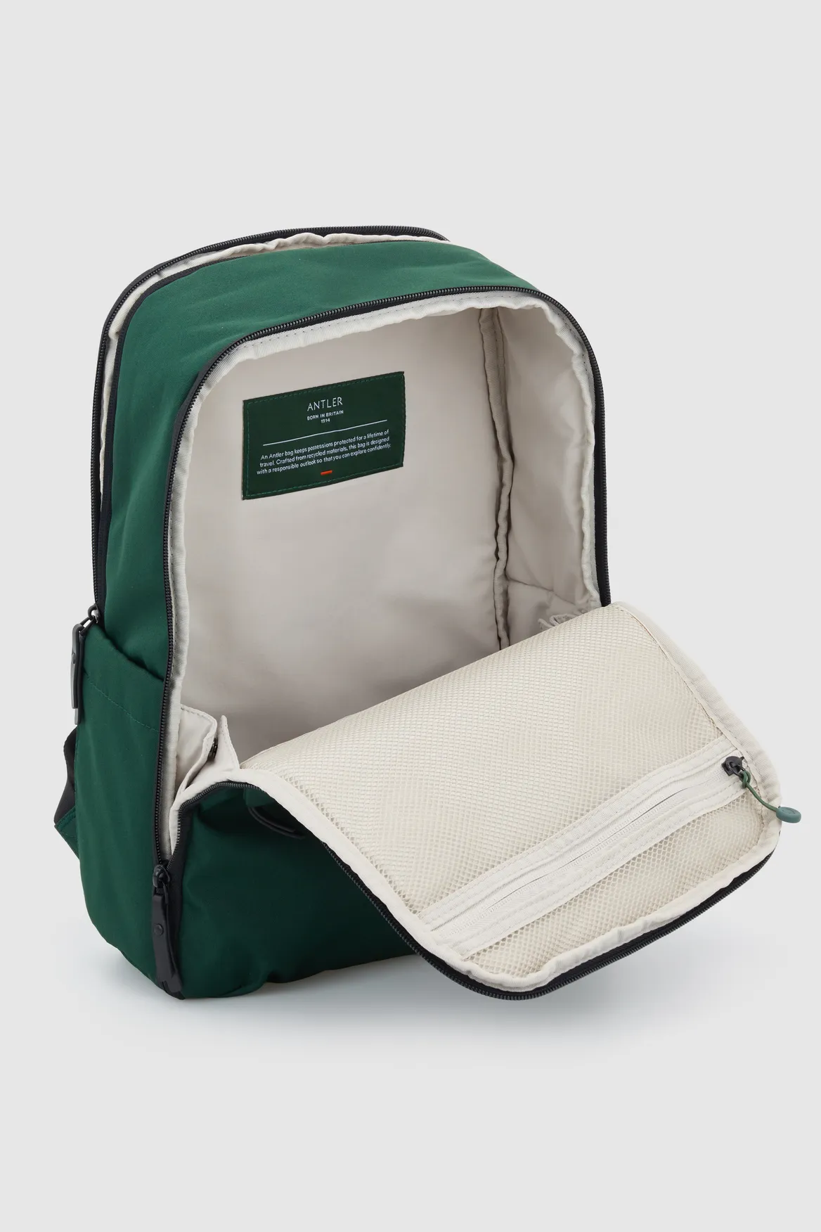 Icon Large Backpack Strandbags