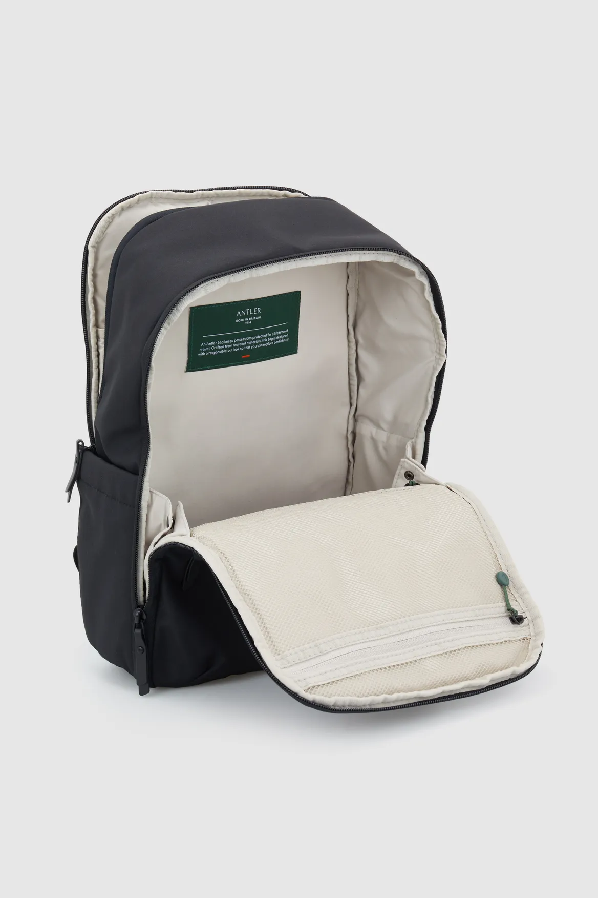 Icon Large Backpack Strandbags