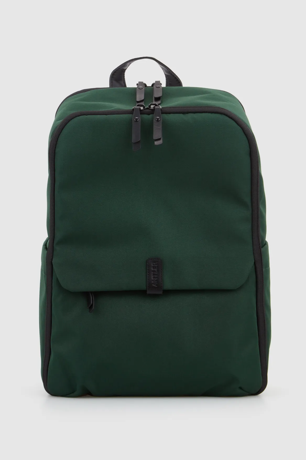 Icon Large Backpack Strandbags
