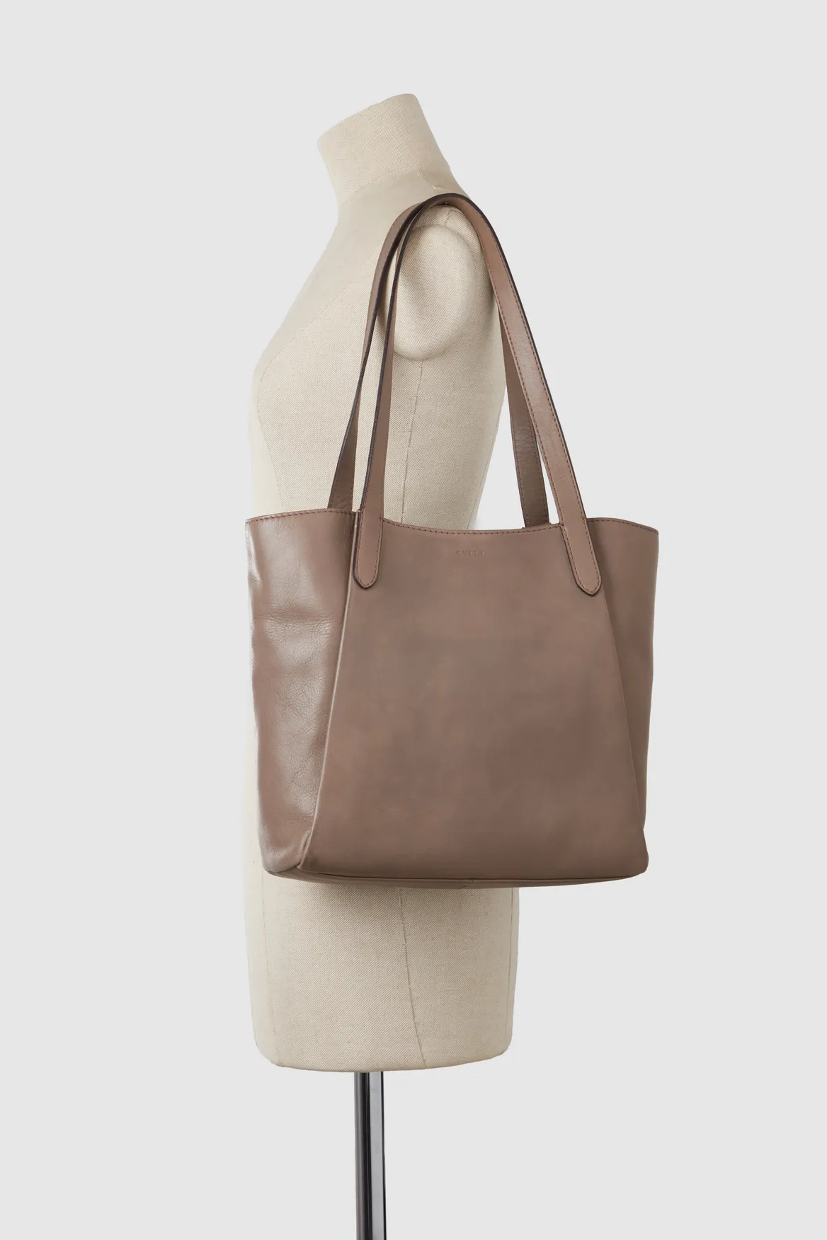 Josie Leather Tote Bag Strandbags