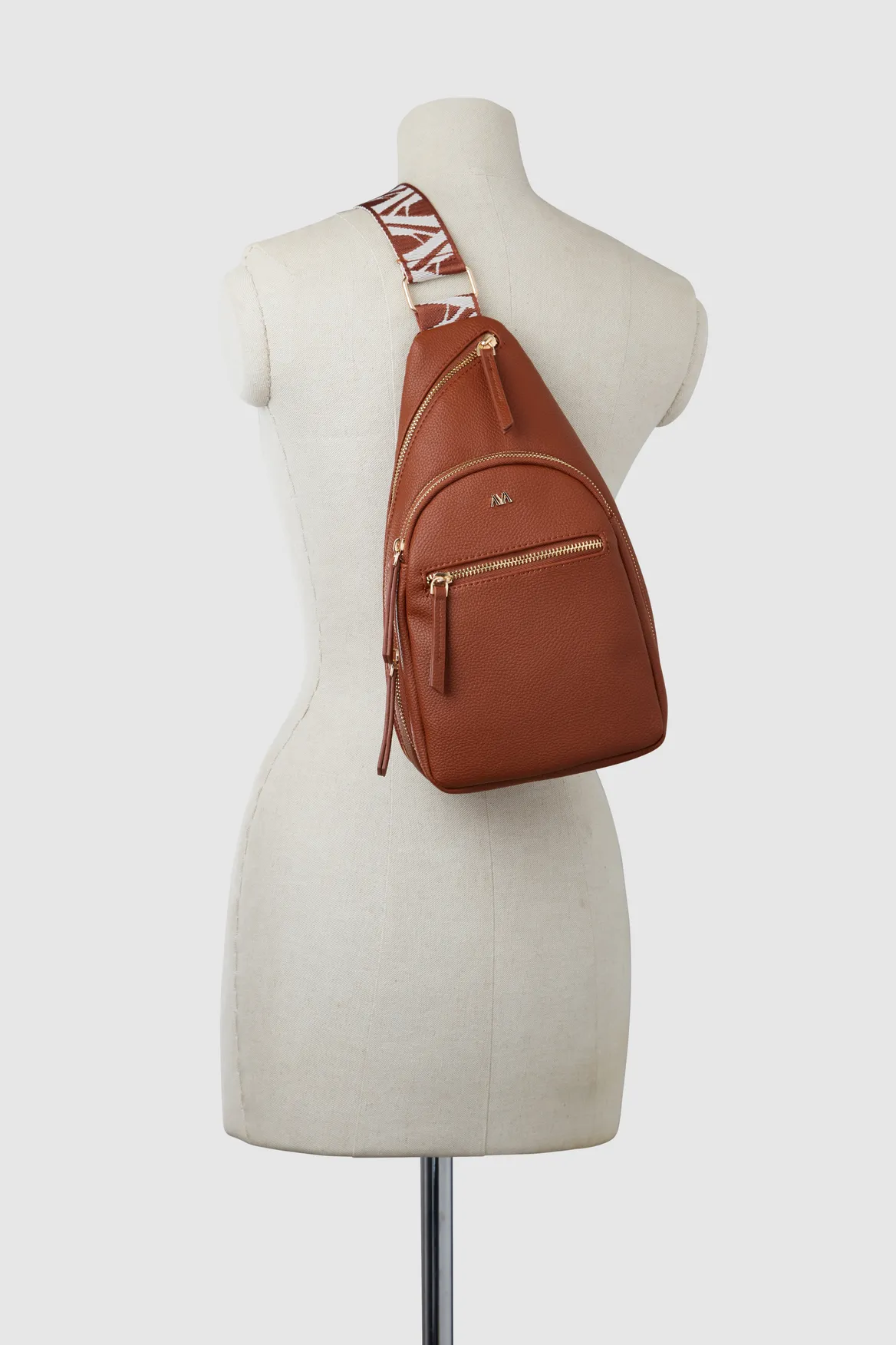 Juni Sling Backpack Bag Strandbags