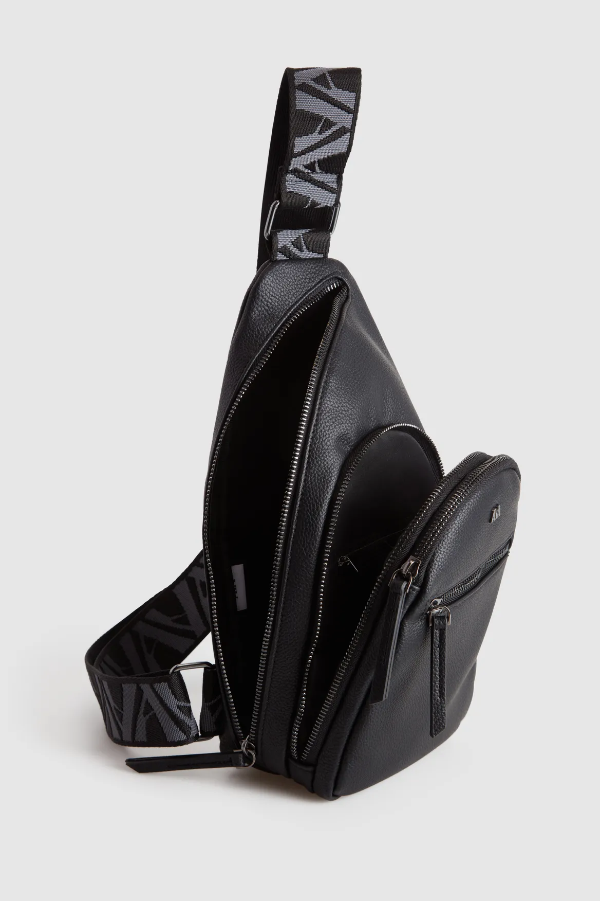 Juni Sling Backpack Bag Strandbags