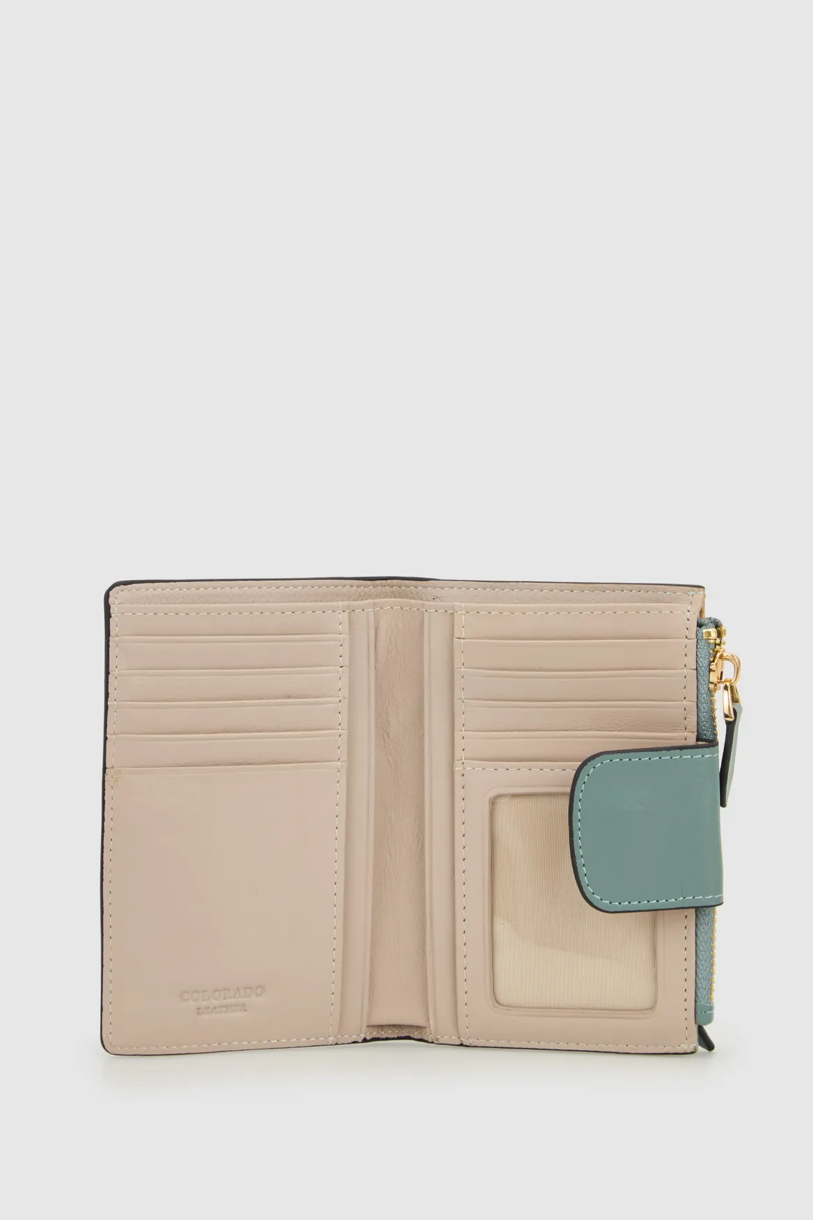 Leather Medium Tab Wallet Strandbags