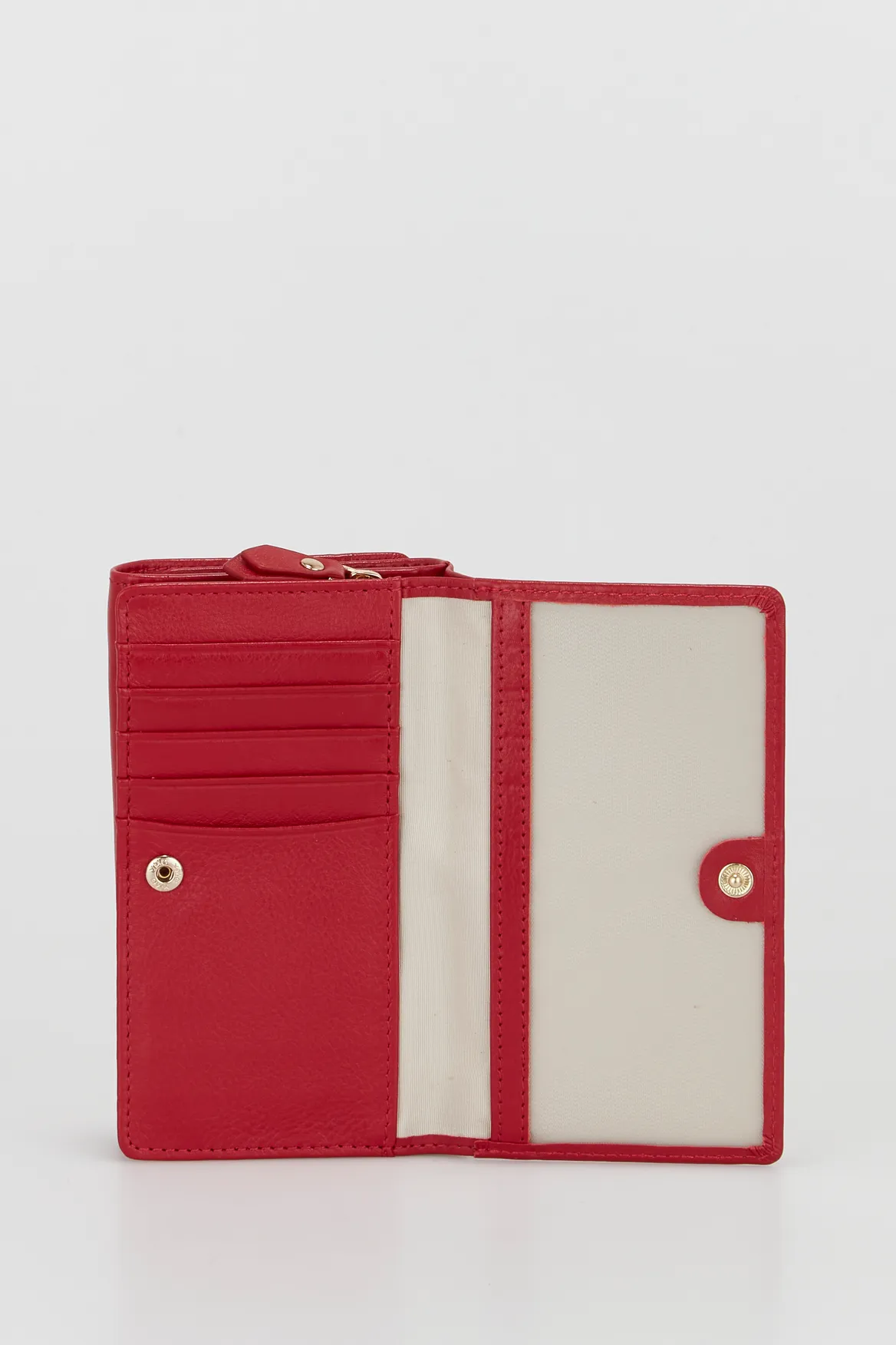 Leather Medium Trifold Wallet Strandbags