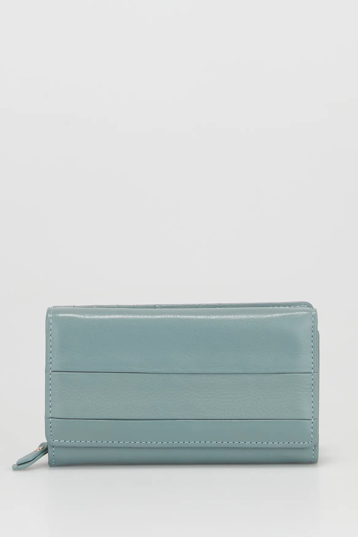 Leather Medium Trifold Wallet Strandbags