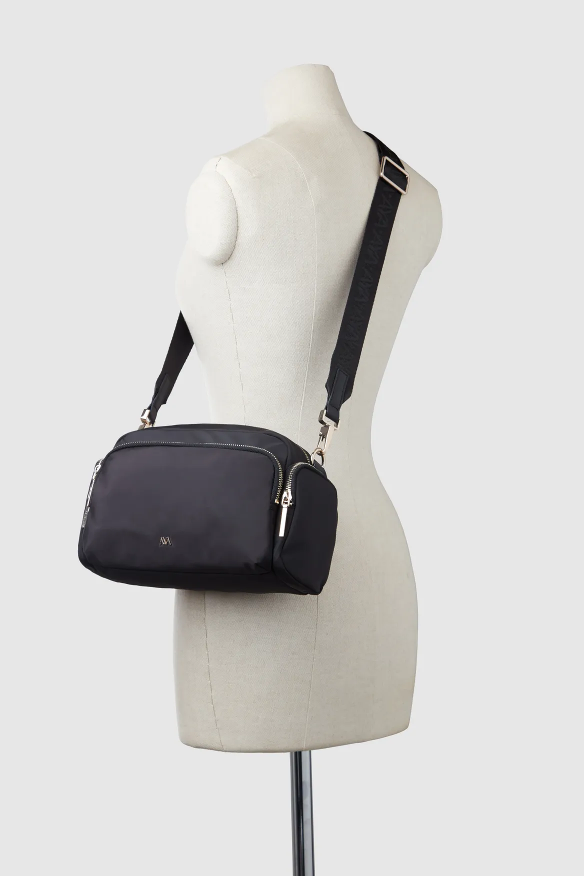 Lexi Nylon Camera Bag Strandbags
