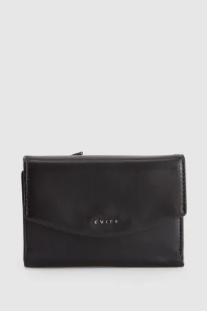 Liza Leather Medium Wallet Strandbags