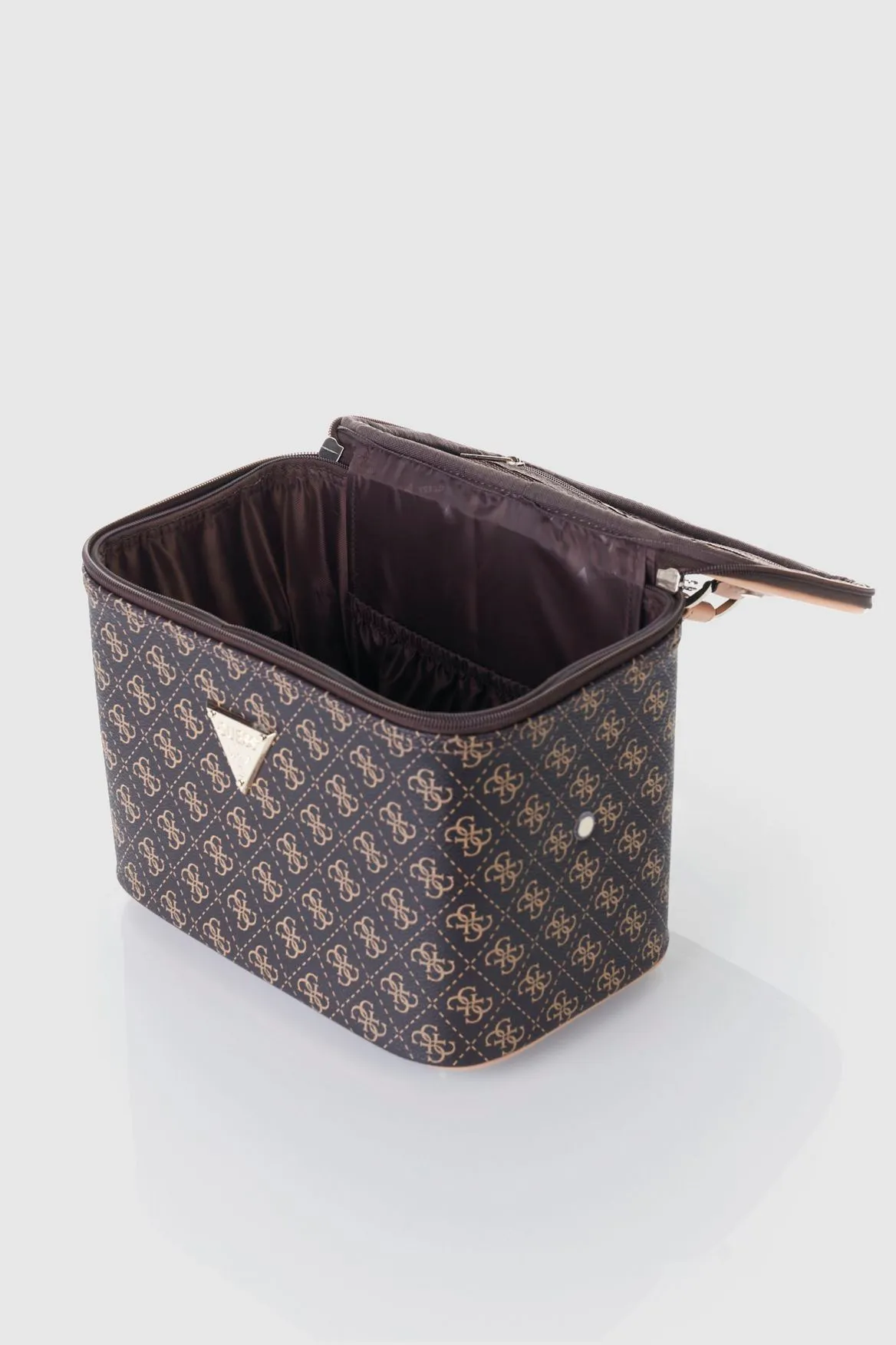 Logo Affair 27cm Beauty Train Case Strandbags