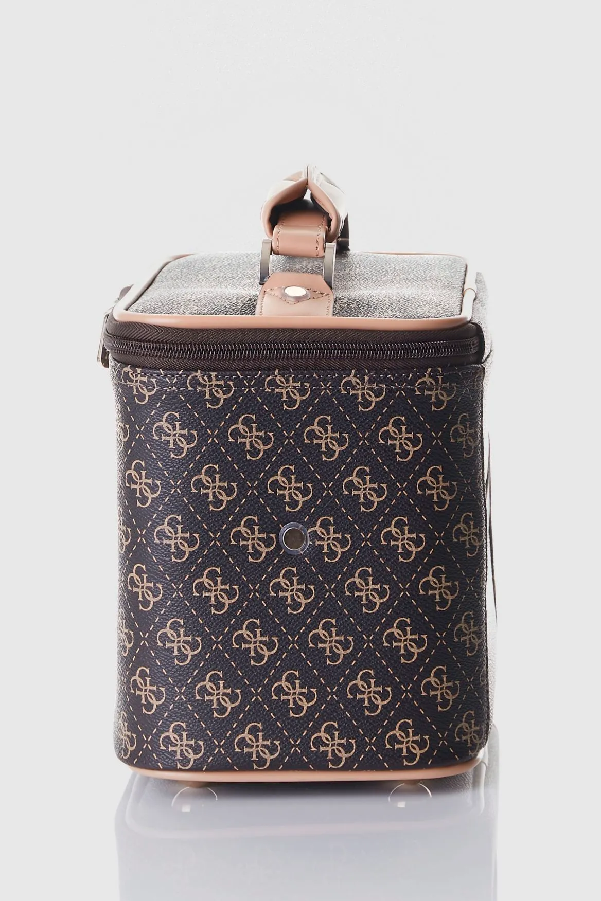 Logo Affair 27cm Beauty Train Case Strandbags