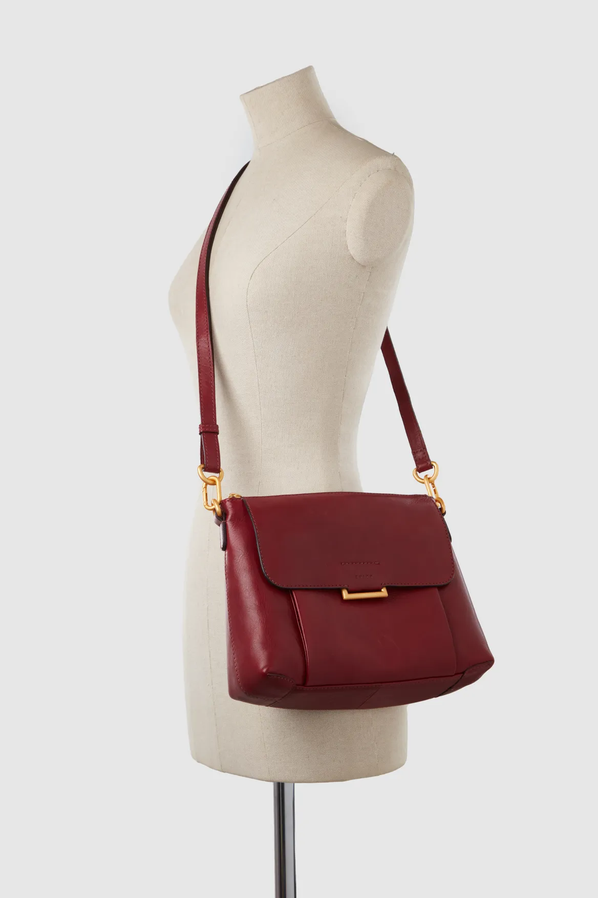 Luna Leather Crossbody Bag Strandbags