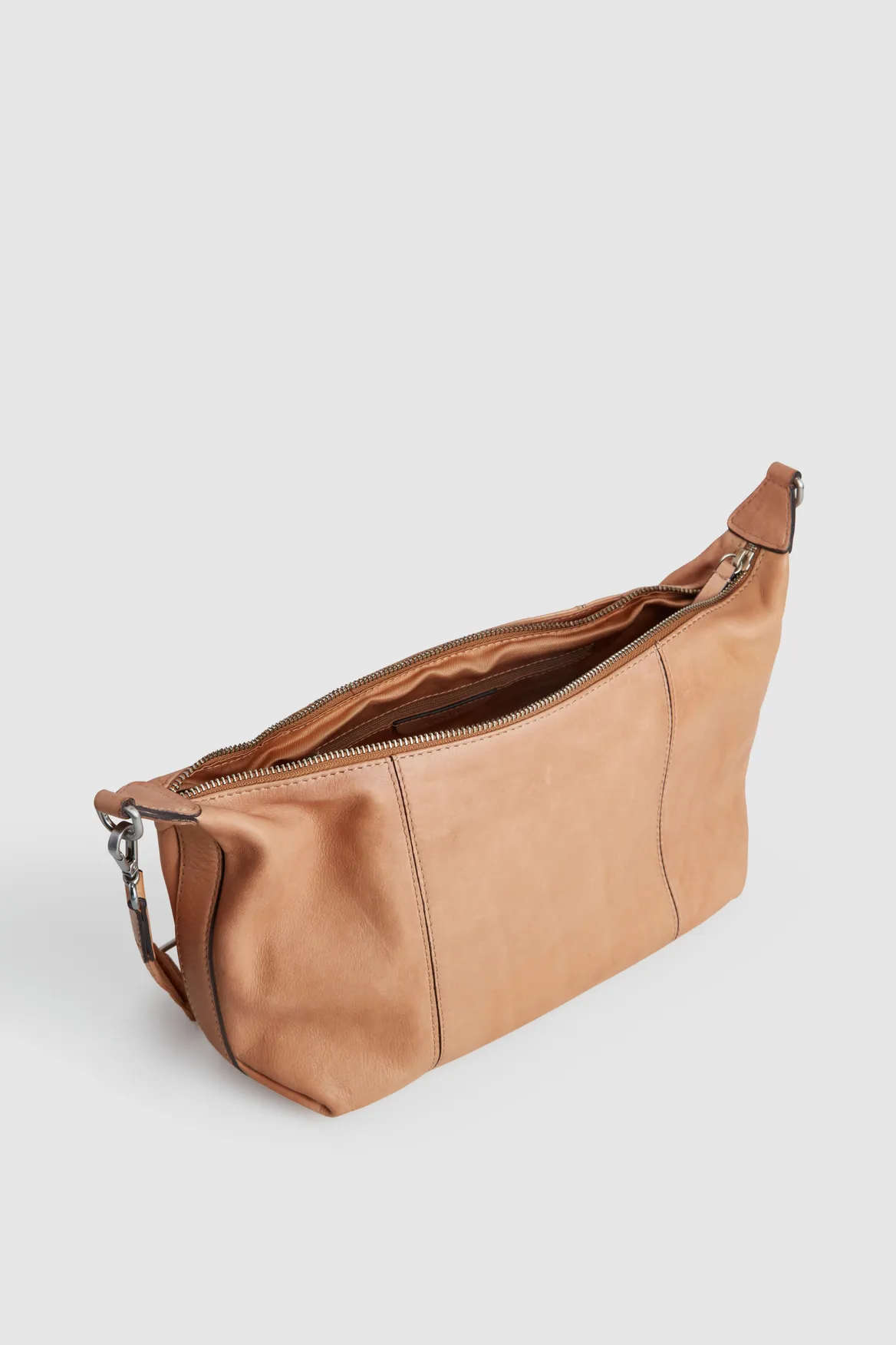 Lyra Leather Crossbody Bag Strandbags