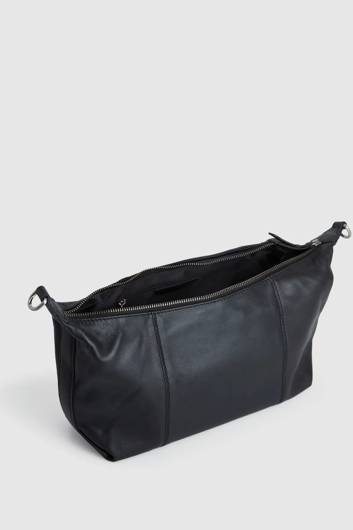 Lyra Leather Crossbody Bag Strandbags