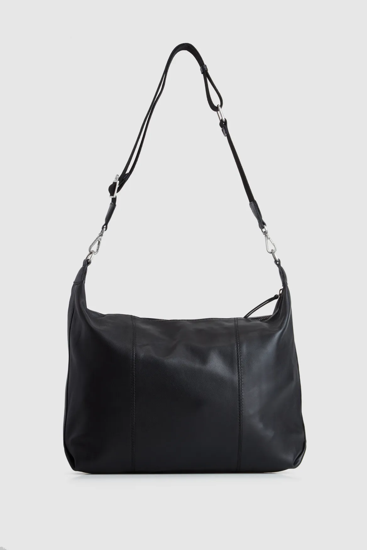 Lyra Leather Large Crossbody Bag Strandbags