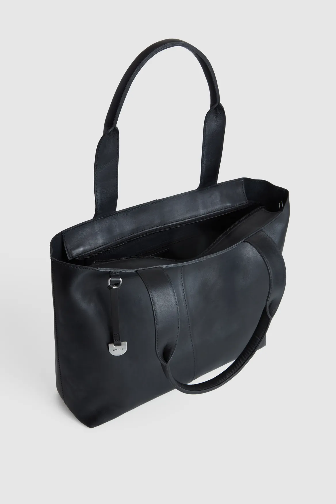 Lyra Leather Tote Bag Strandbags