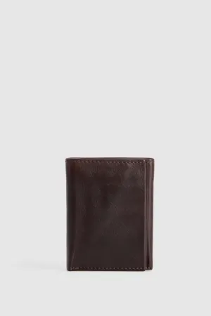 Marcus Leather Trifold Strandbags