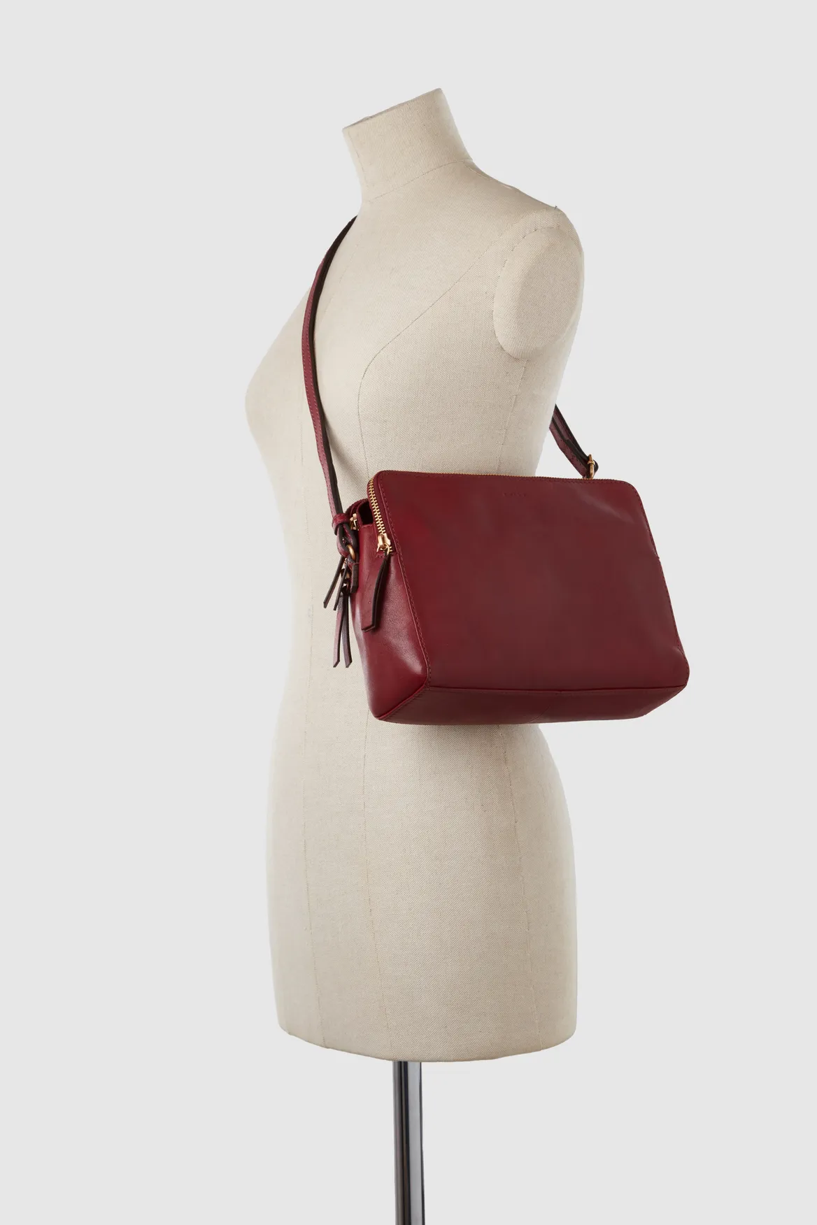 Maya Leather Crossbody Bag Strandbags