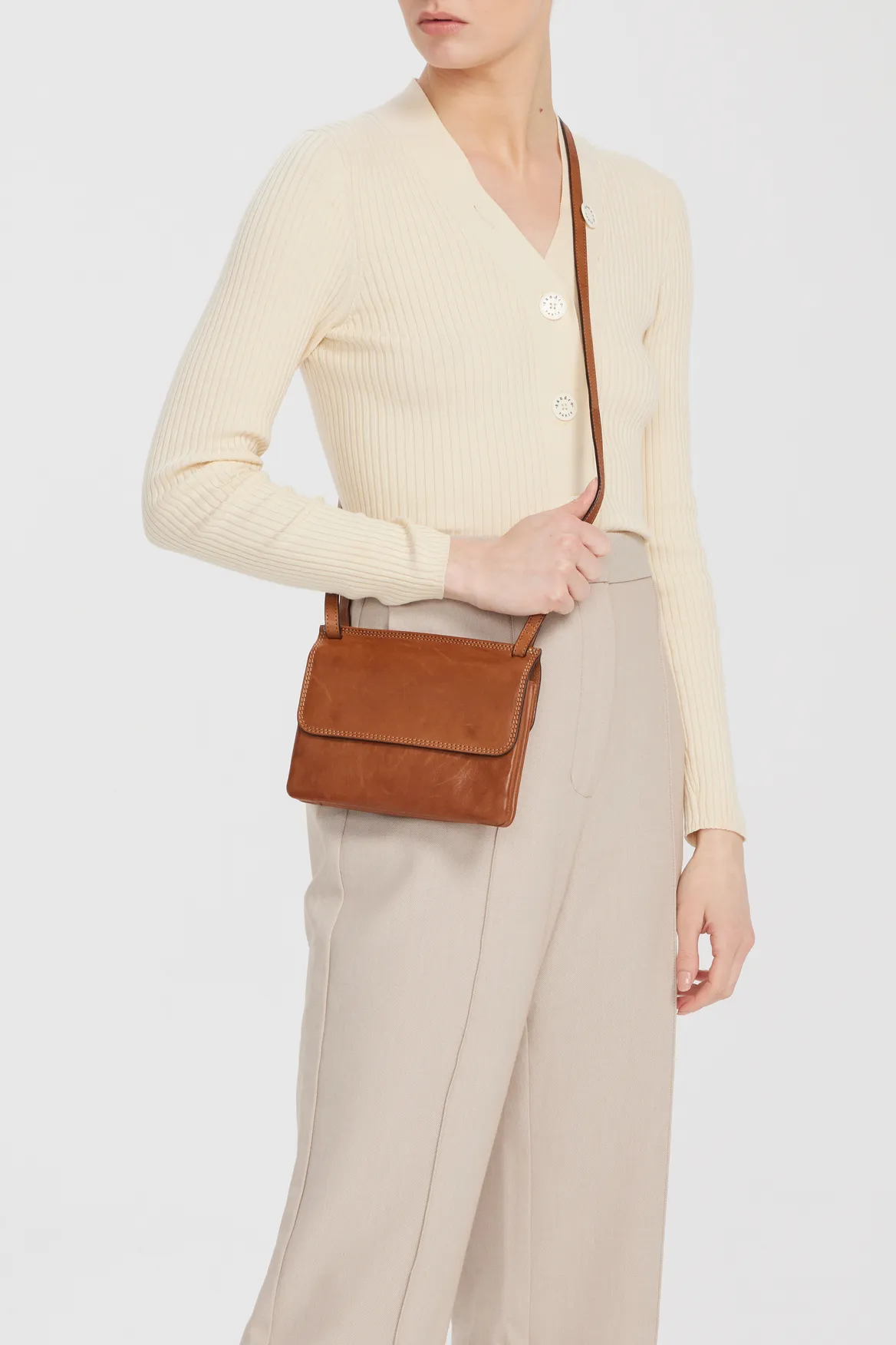 Maya Leather Double Flap Crossbody Strandbags