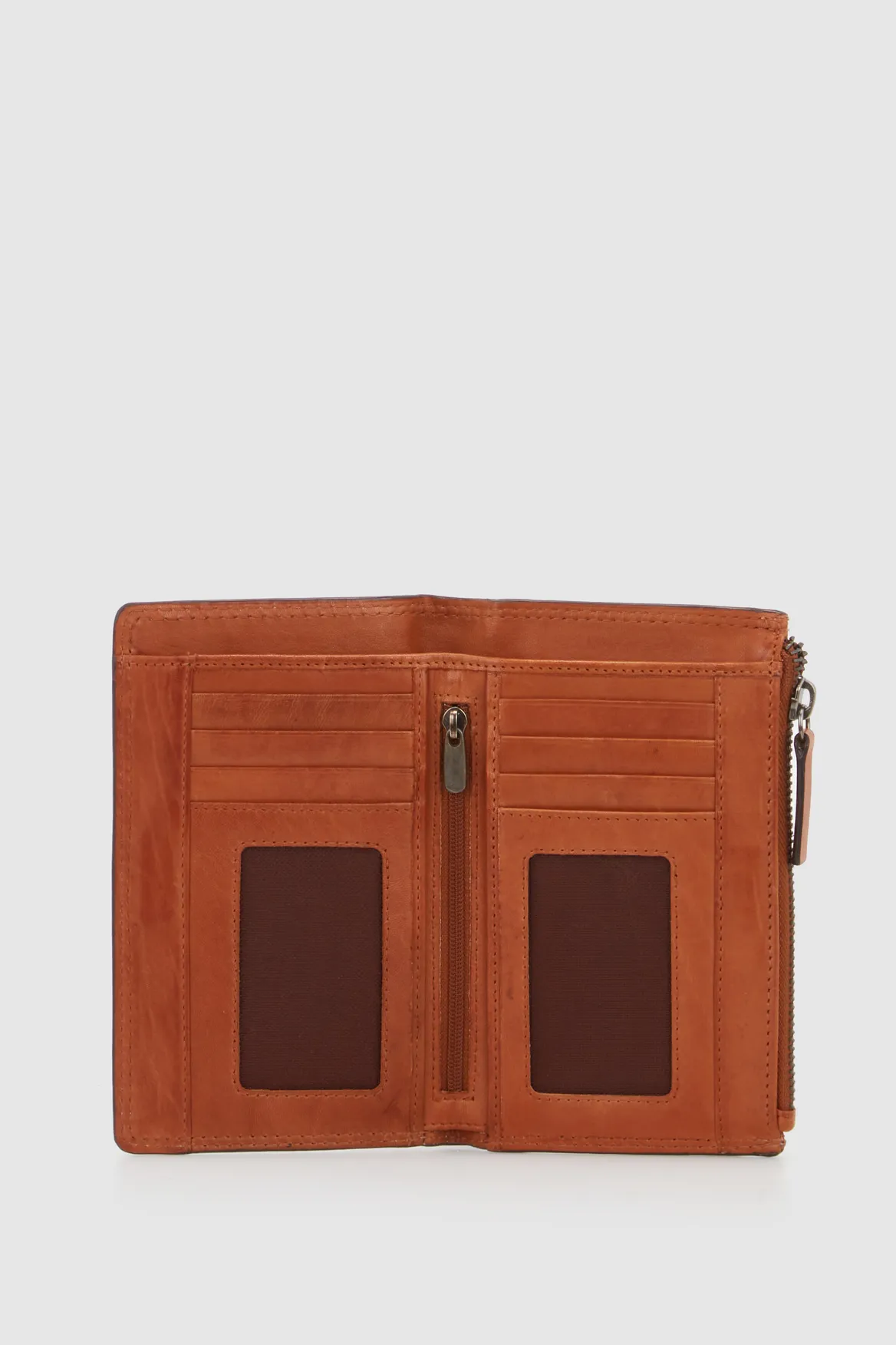 Maya Leather Medium Wallet Strandbags