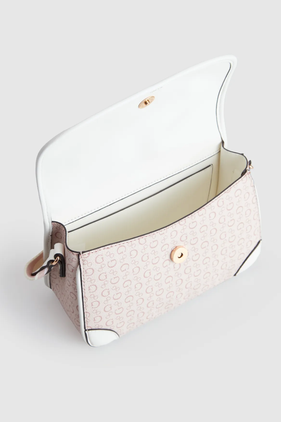 Nichole Flap Crossbody Bag Strandbags