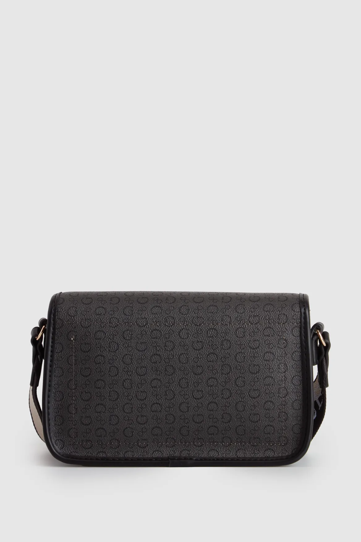 Nichole Flap Crossbody Bag Strandbags