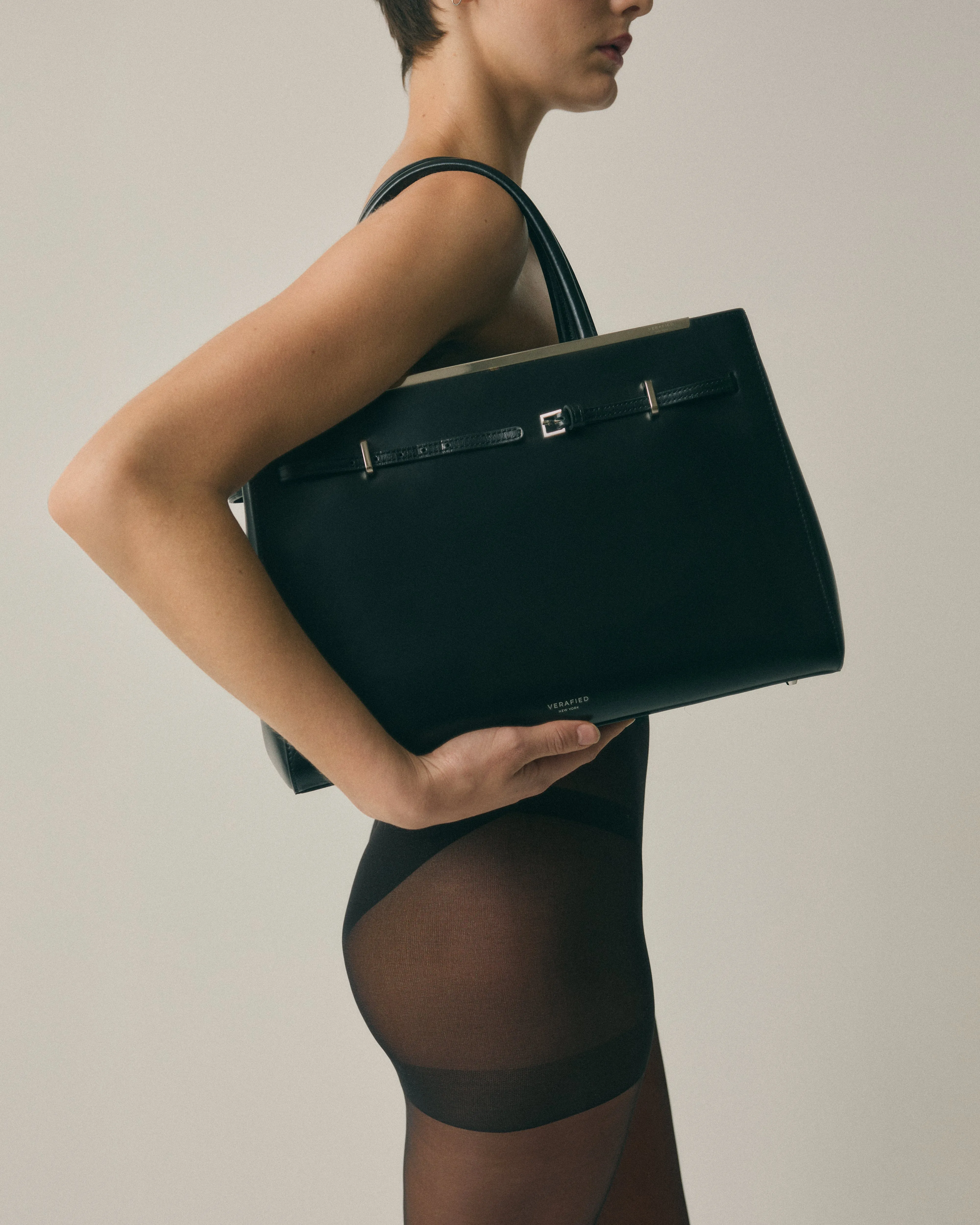 Noir Leather Book Tote Bag 33(Pre-Order Only. Will Ship Mid-April）