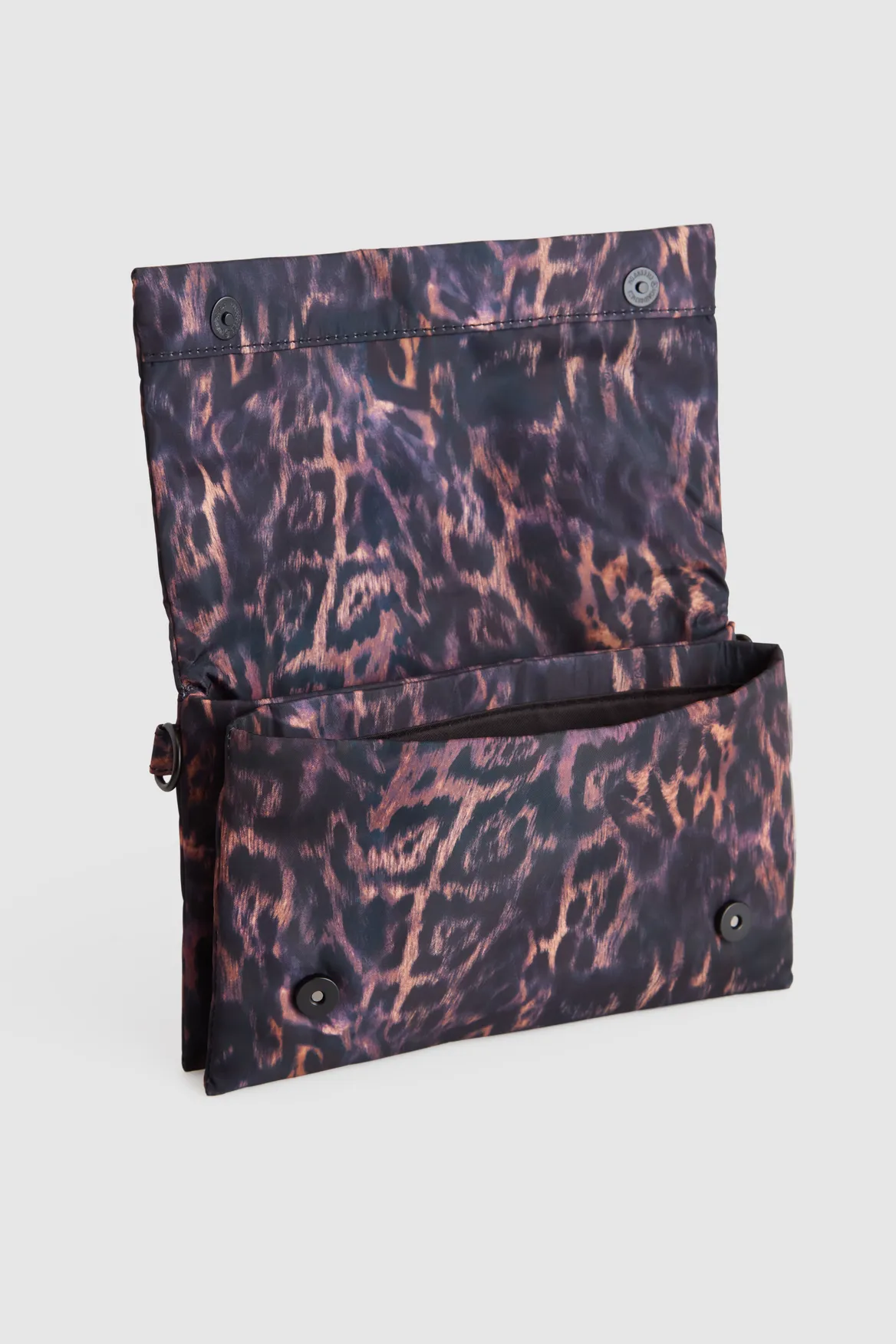 Nylon Flapover Crossbody Bag Strandbags