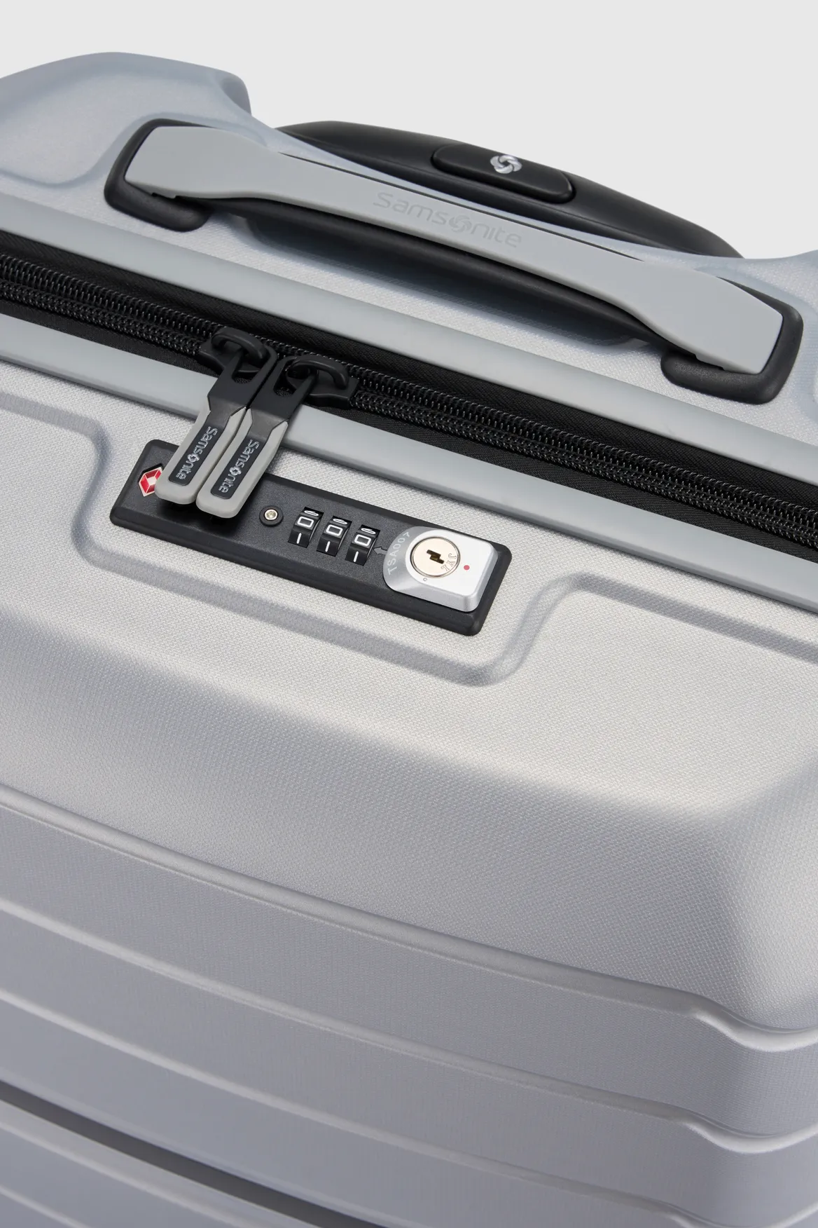 Oc2lite Carry-On 55cm Suitcase Strandbags
